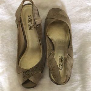 Womens summer wedge shoe